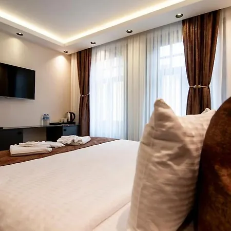 아파트 Renovated Cozy In The Heart Of Old